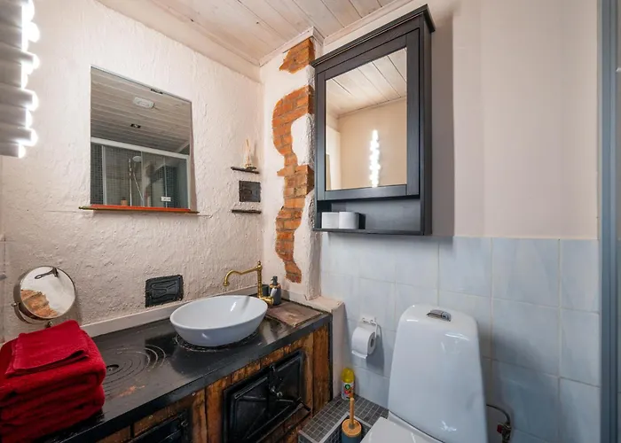 Garden Next To Telliskivi & Old Town *